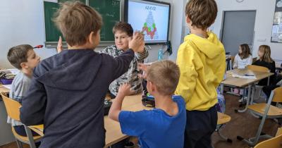 AZ kvíz? Riskuj? Néé, to je čeština v 5.B!